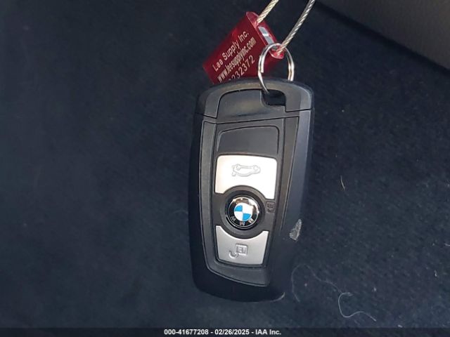 WBA3B1C53FK138310 BMW 320i