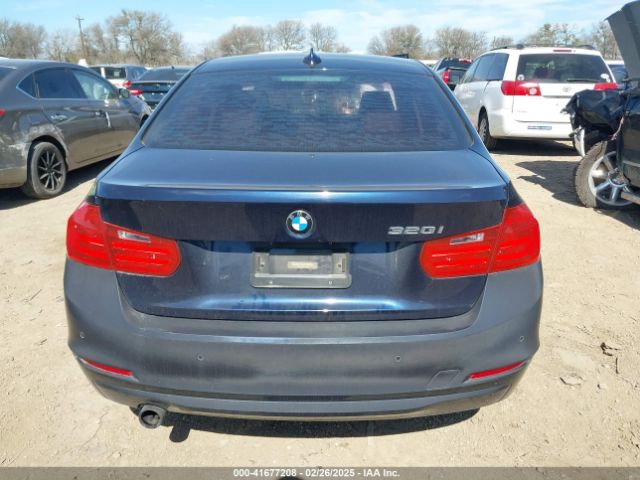 WBA3B1C53FK138310 BMW 320i