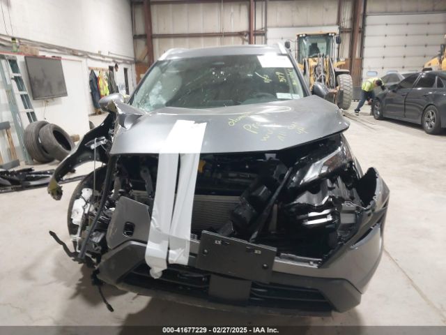 JN8BT3BB0SW153692 Nissan Rogue Sv Intelligent Awd