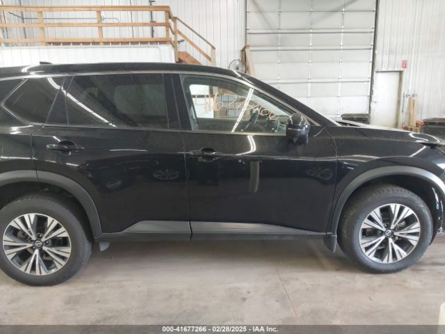 JN8AT3BBXMW205280 Nissan Rogue Sv Intelligent Awd