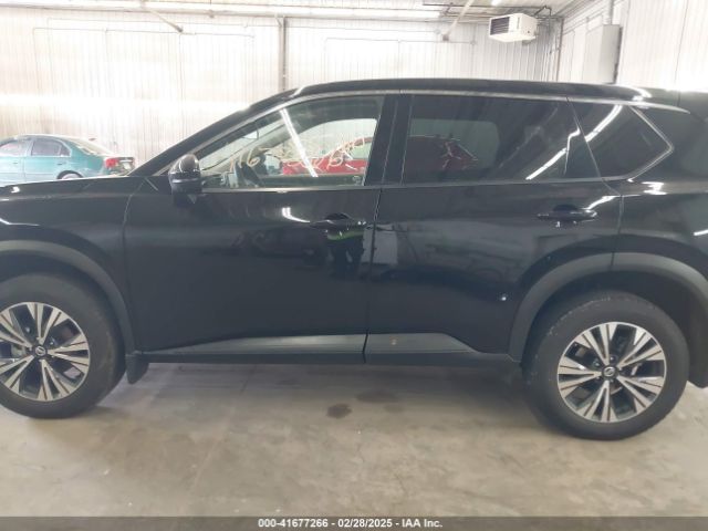 JN8AT3BBXMW205280 Nissan Rogue Sv Intelligent Awd