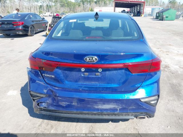 3KPF24AD1ME332992 KIA Forte Lxs