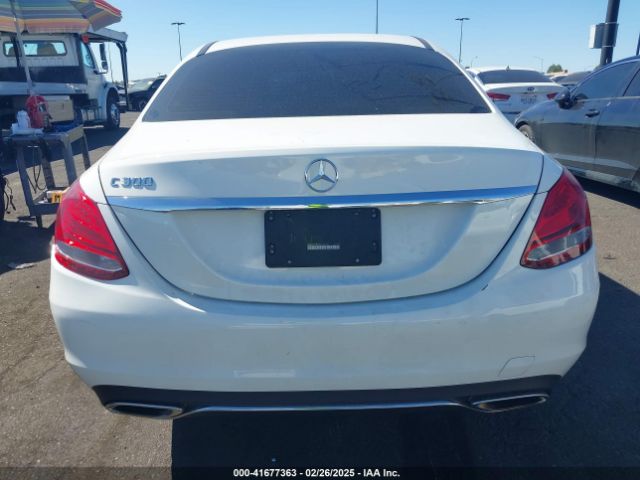 55SWF4JB6GU102140 Mercedes-Benz C 300 Luxury/sport