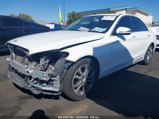 55SWF4JB6GU102140 Mercedes-Benz C 300 Luxury/sport