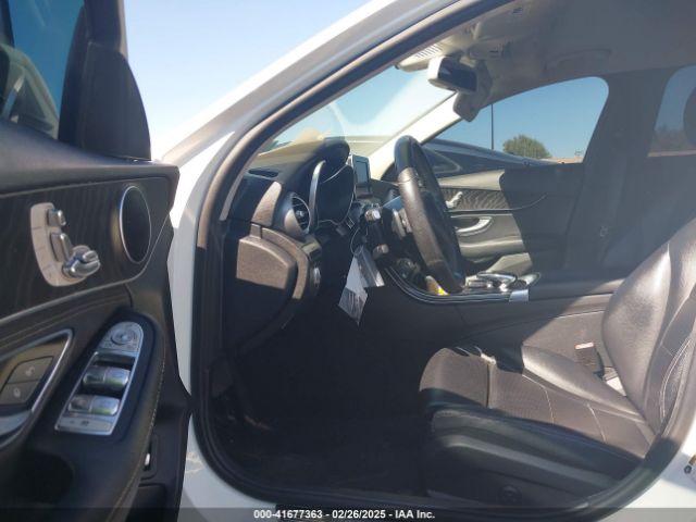 55SWF4JB6GU102140 Mercedes-Benz C 300 Luxury/sport