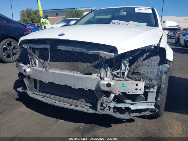 55SWF4JB6GU102140 Mercedes-Benz C 300 Luxury/sport
