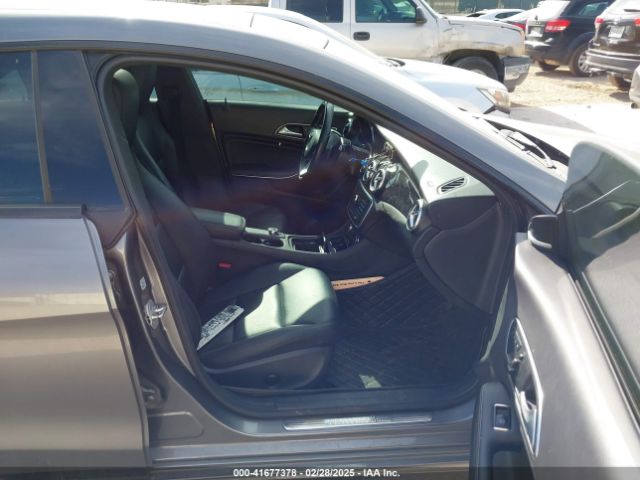 WDDSJ4EB0FN168181 Mercedes-Benz CLA 250