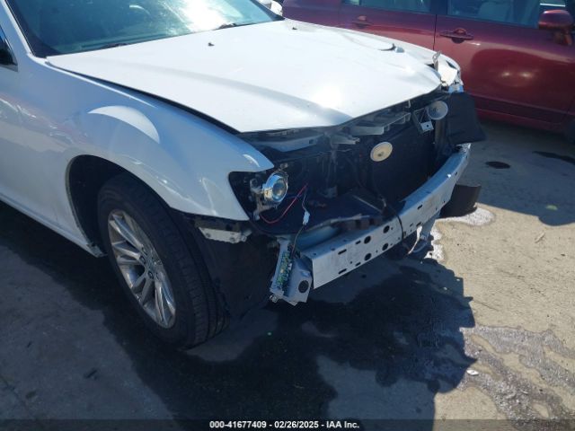 2C3CCAAG1HH512125 Chrysler 300 Limited