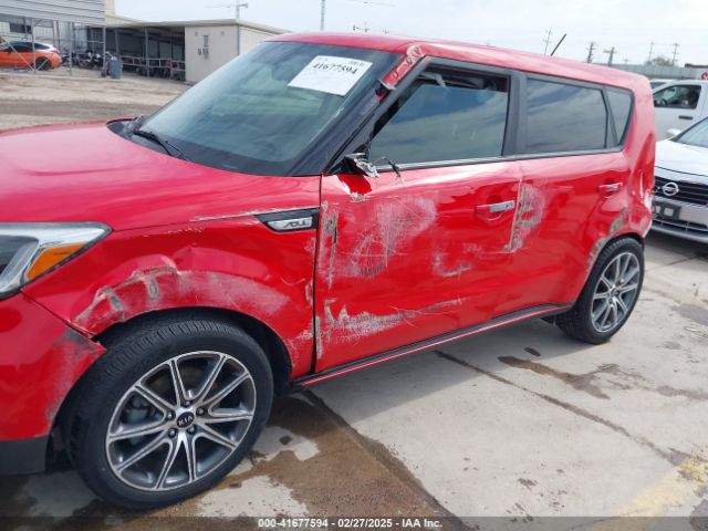 KNDJX3AA8J7533909 KIA Soul !