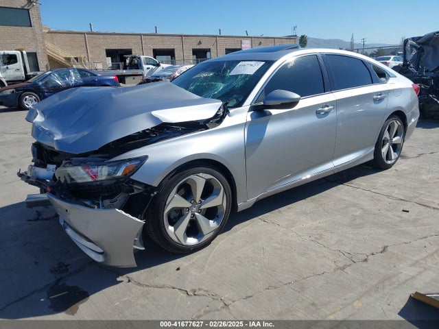 1HGCV1F92JA076522 Honda Accord Touring