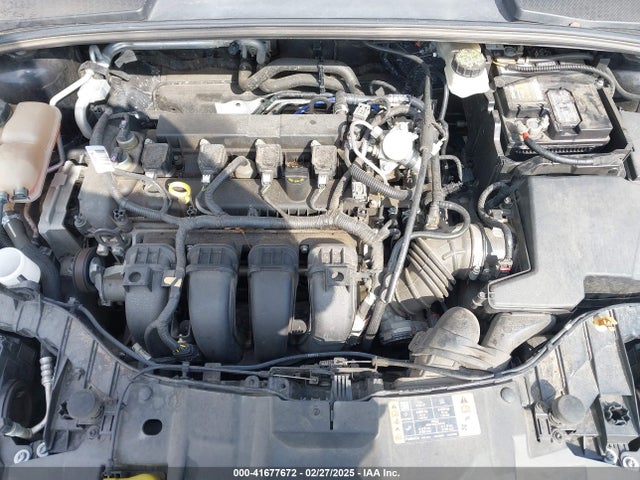 1FADP3K26HL302812 Ford FOCUS SE