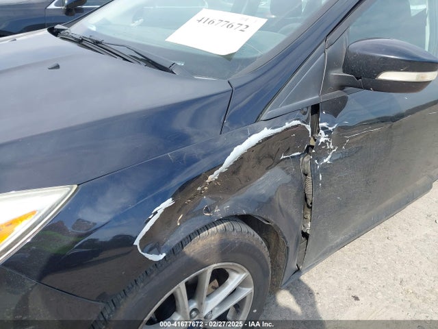 1FADP3K26HL302812 Ford FOCUS SE