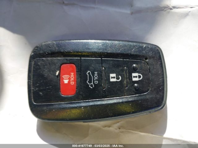 2T3EWRFV6KW023261 Toyota Rav4 Hybrid Xse