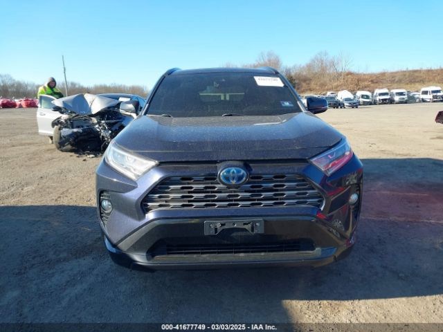 2T3EWRFV6KW023261 Toyota Rav4 Hybrid Xse