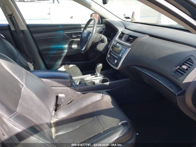 Nissan Altima 2017 1N4AL3AP1HC227786 Image 17