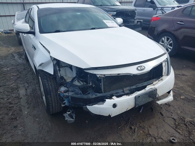 KNAGM4A7XF5630994 KIA Optima Lx