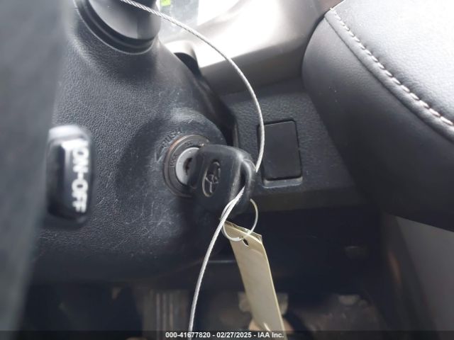 JTMRFREV8ED087614 Toyota Rav4 Xle