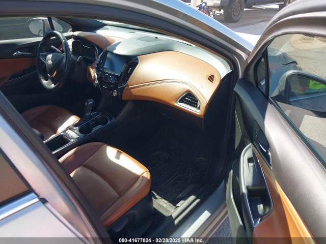 1G1BH5SEXJ7100003 Chevrolet Cruze Lt Auto