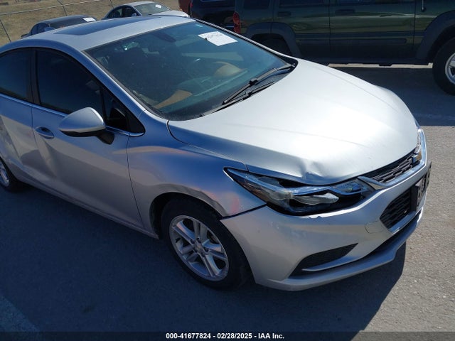 1G1BH5SEXJ7100003 Chevrolet Cruze Lt Auto