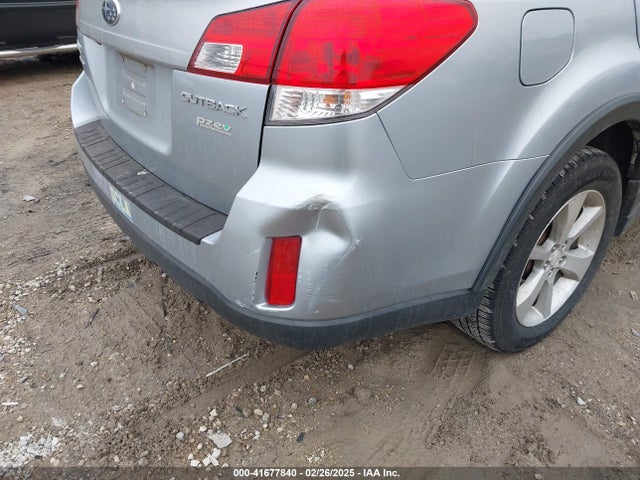 Subaru Outback 2.5i Limited 2014 4S4BRBLC7E3259912 Image 19