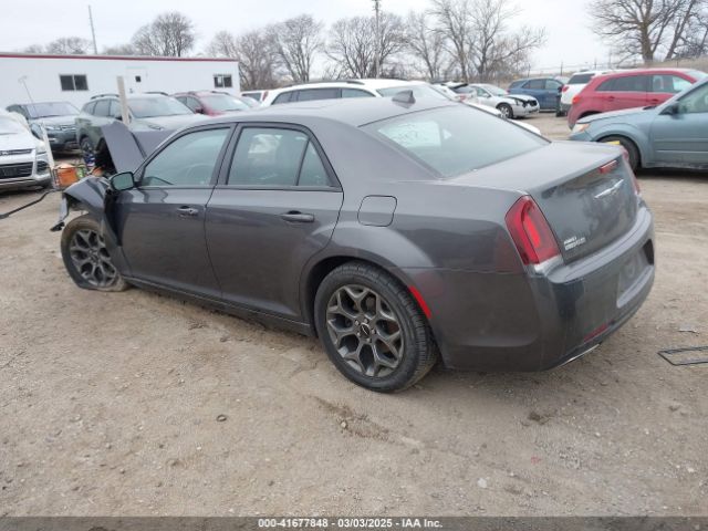 2018 CHRYSLER 300 2C3CCAGG5JH256309 Photo 2