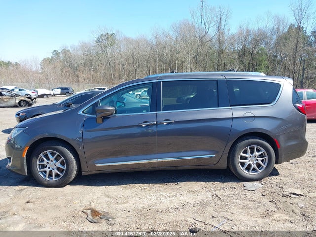Chrysler Pacifica Touring L 2020 2C4RC1BG6LR269130 Image 14