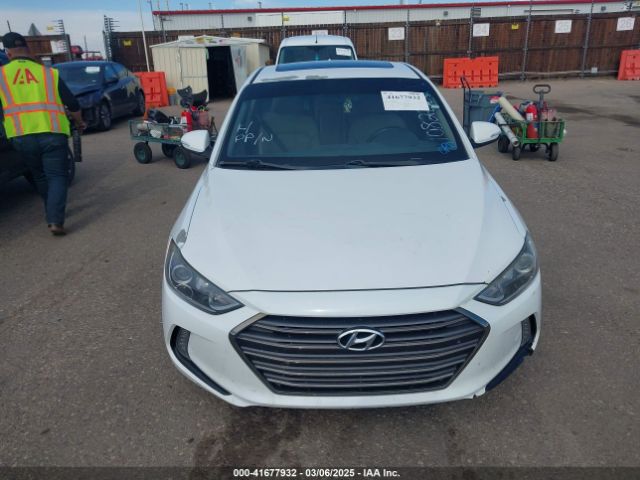 5NPD84LF8HH108222 Hyundai Elantra