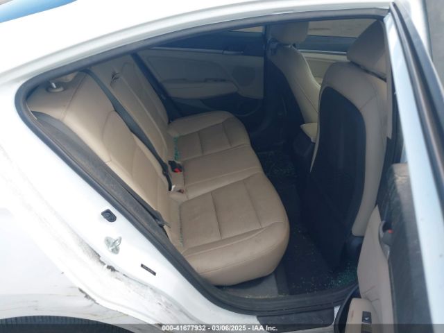 5NPD84LF8HH108222 Hyundai Elantra