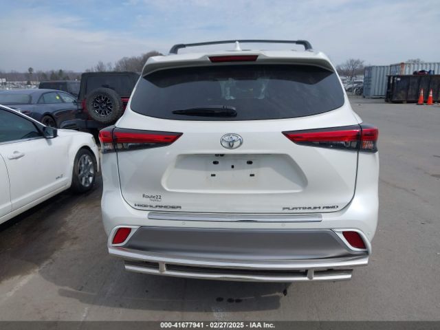 5TDFZRBH9MS108434 Toyota Highlander Platinum