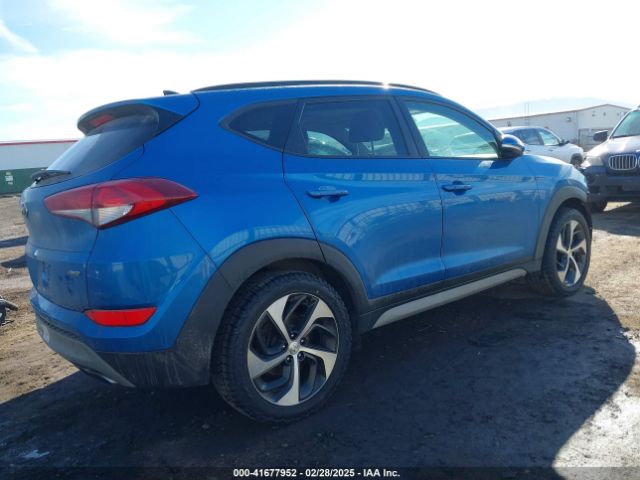 KM8J3CA28JU778288 Hyundai Tucson Value