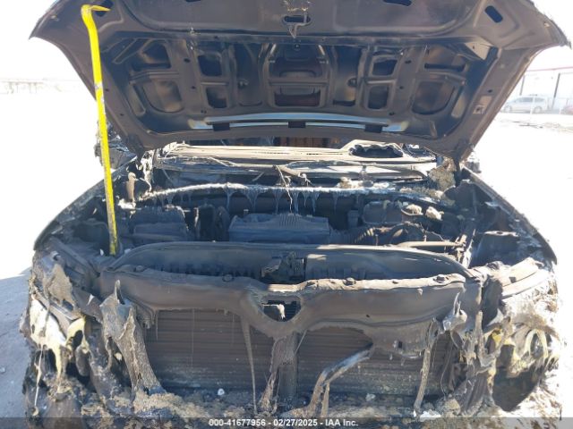 2022 CHEVROLET SILVERADO 1500 3GCUDFEL1NG541850 Photo 9