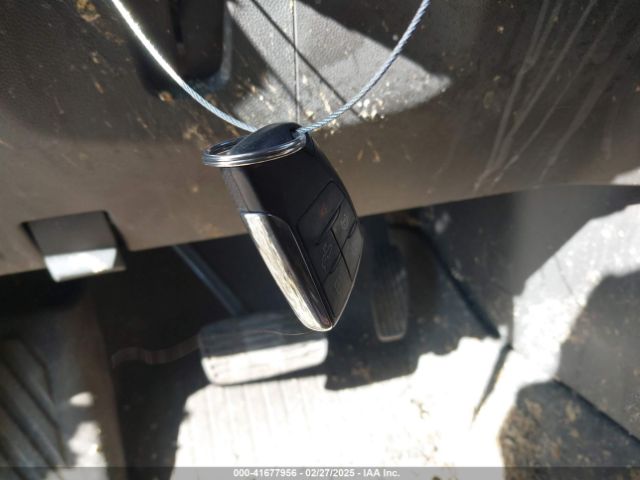 2022 CHEVROLET SILVERADO 1500 3GCUDFEL1NG541850 Photo 10