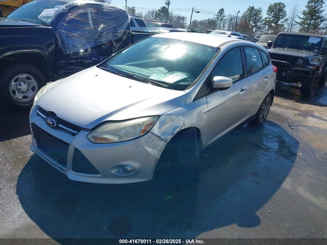 1FADP3K2XEL383521 Ford FOCUS SE