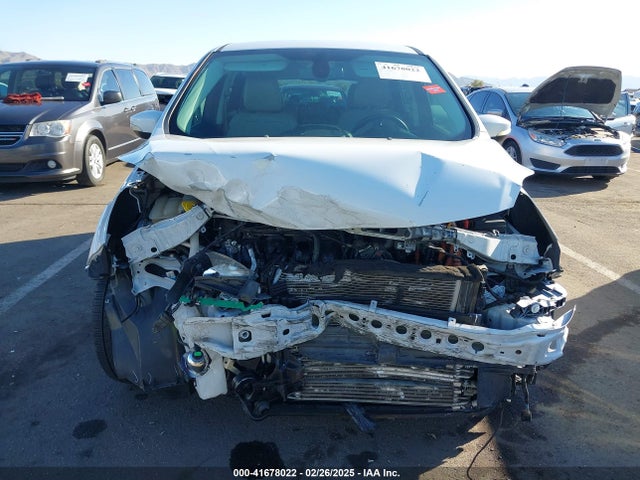 1FADP5DUXHL118189 Ford C-max Hybrid Titanium