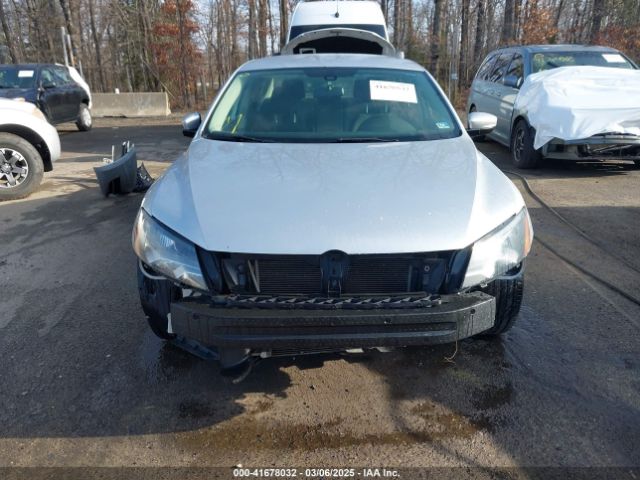 1VWAP7A39EC023880 Volkswagen Passat 2.5l S