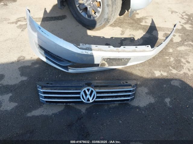 1VWAP7A39EC023880 Volkswagen Passat 2.5l S