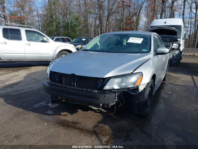1VWAP7A39EC023880 Volkswagen Passat 2.5l S