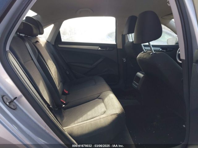 1VWAP7A39EC023880 Volkswagen Passat 2.5l S