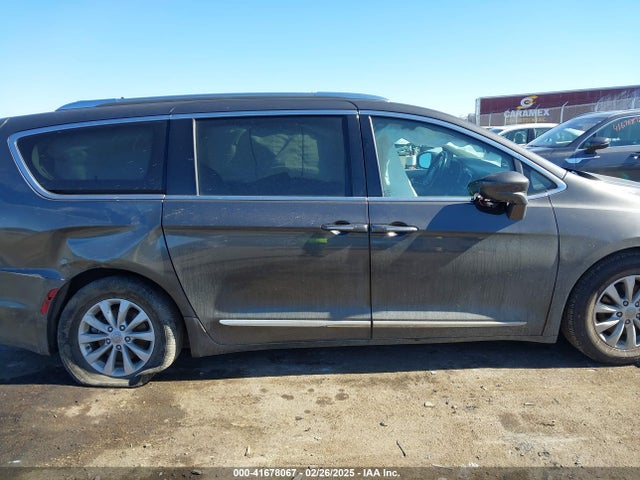 Chrysler Pacifica Touring L 2019 2C4RC1BG3KR650593 Image 13