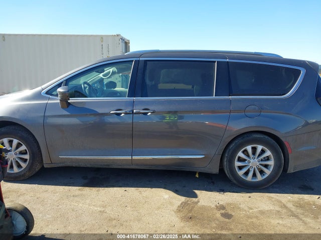 Chrysler Pacifica Touring L 2019 2C4RC1BG3KR650593 Image 14