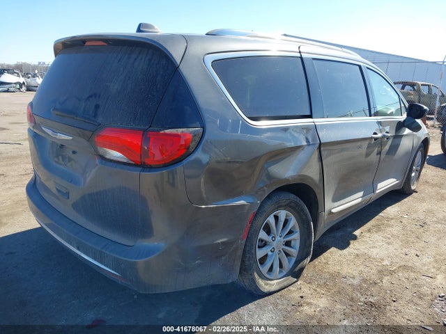 Chrysler Pacifica Touring L 2019 2C4RC1BG3KR650593 Image 4