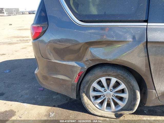 Chrysler Pacifica Touring L 2019 2C4RC1BG3KR650593 Image 6