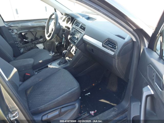 3VV1B7AX1MM044788 Volkswagen Tiguan 2.0t S