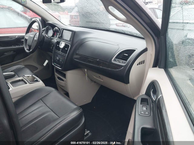 2C4RC1BG8GR166734 Chrysler Town & Country Touring
