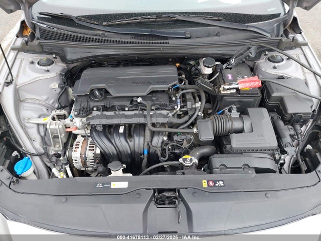 KMHLM4AG7MU126418 Hyundai ELANTRA SEL