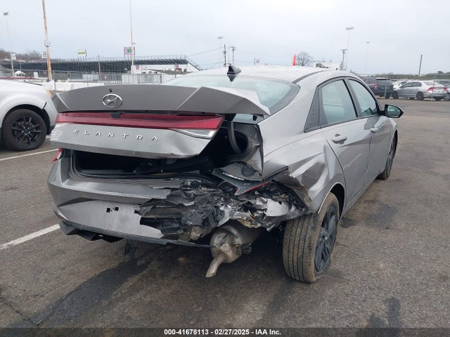 KMHLM4AG7MU126418 Hyundai ELANTRA SEL