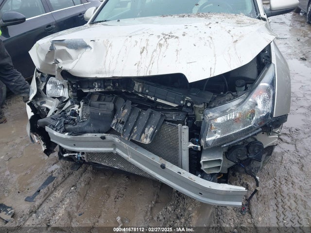 1G1PC5SBXF7144794 Chevrolet Cruze 1lt Auto
