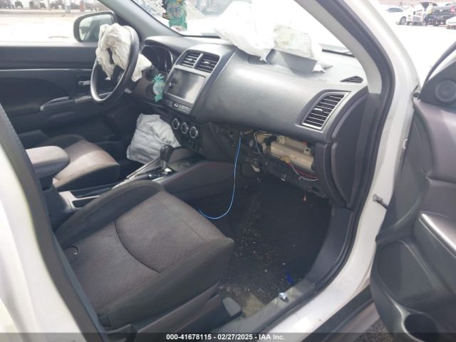 JA4AP4AU2KU012648 Mitsubishi Outlander Sport 2.0 Se