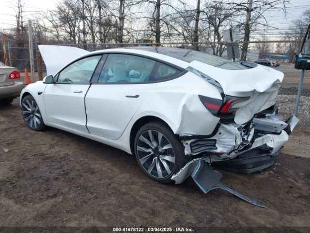 2025 TESLA MODEL 3 5YJ3E1EB3SF899746 Photo 2