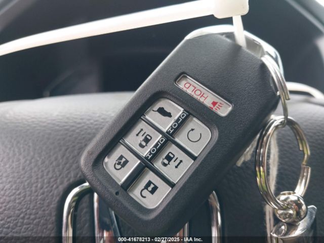 5FNRL6H82RB074384 Honda Odyssey Touring